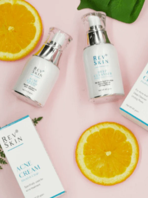 Bộ sản phẩm trị mụn Revskin đều chứa Salicylic Acid 2%