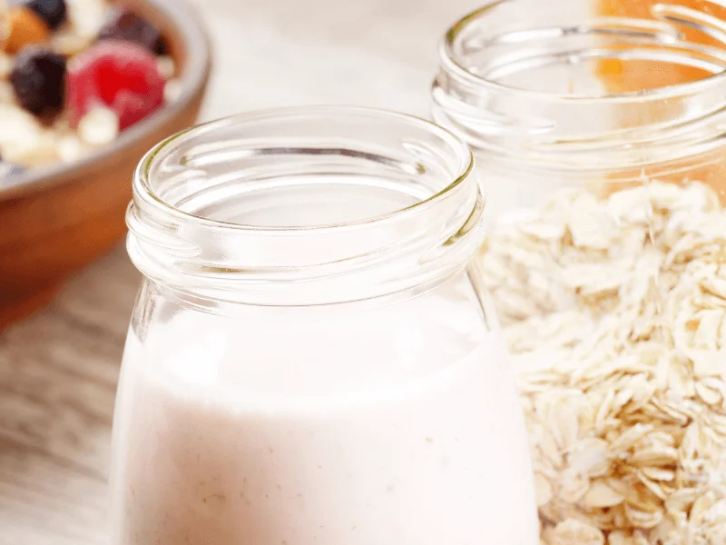 Hỗn hợp bột yến mạch dùng để tẩy tế bào chết, loại bỏ mụn ẩn ở mũi