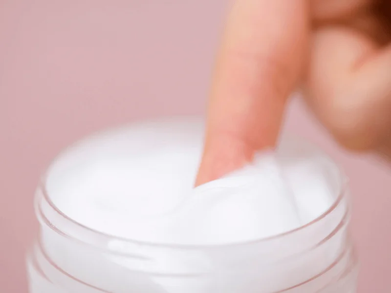 Sản phẩm chứa axit glycolic có khả năng điều trị mụn ẩn ở mũi