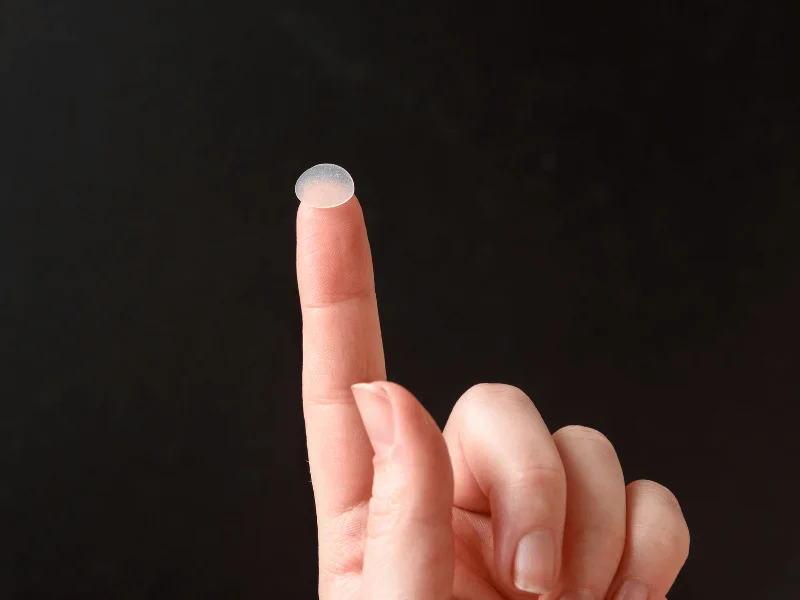 Miếng dán mụn giúp loại bỏ vi khuẩn gây mụn ẩn dưới da trong vòng 24h