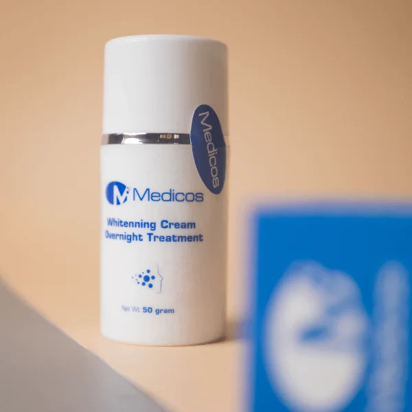 Kem dưỡng trắng da Medicos Whitening có Alpha Arbutin 2%