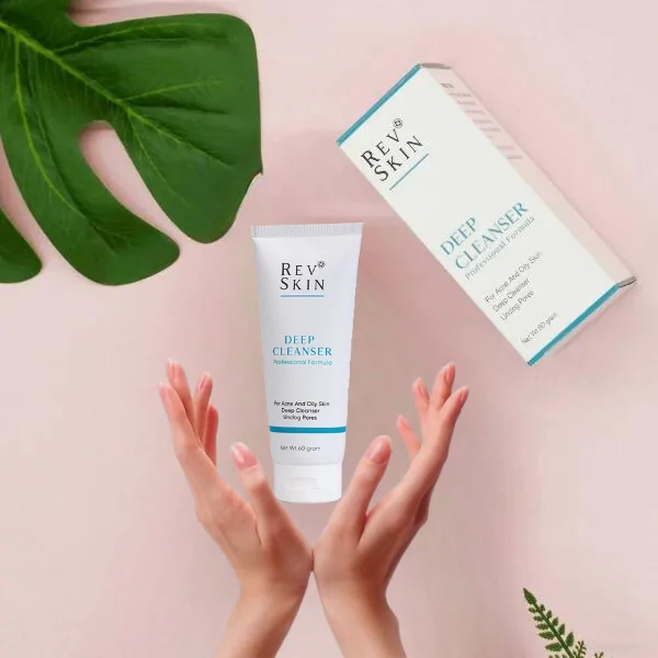 Sữa rửa mặt RevSkin có chứa BHA 2% có khả năng kiềm dầu cực tốt