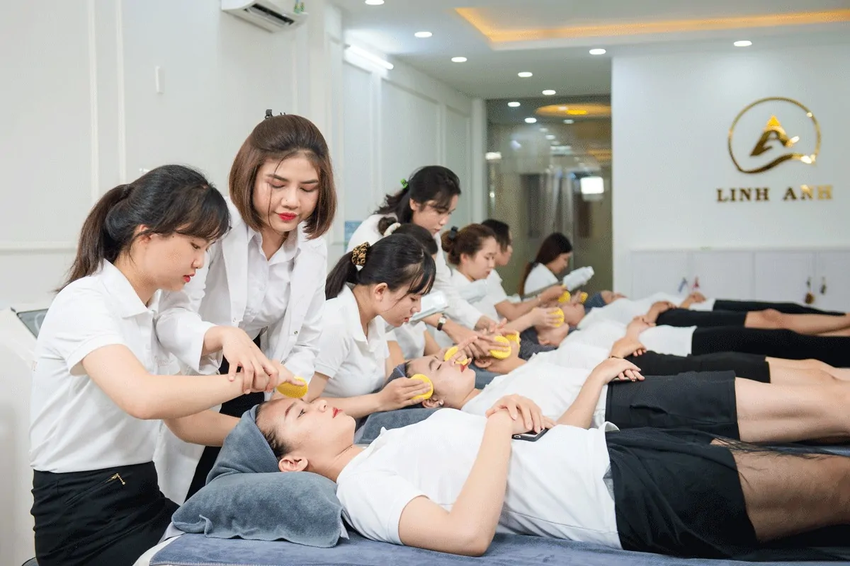 banner cham soc da co ban 2