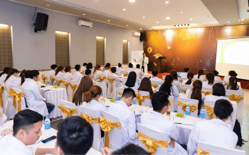 Khóa học về da, mỹ phẩm mang lại cơ hội phát triển mới cho doanh nghiệp