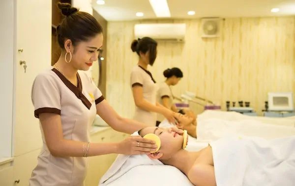 RevSkin sẽ hỗ trợ giải pháp kinh doanh cho học viên sau khóa học