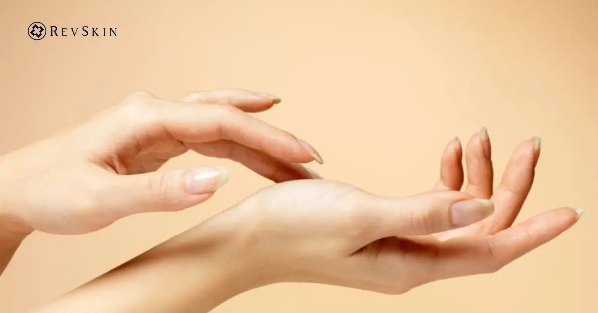 Cách xử lý mụn nước ở tay